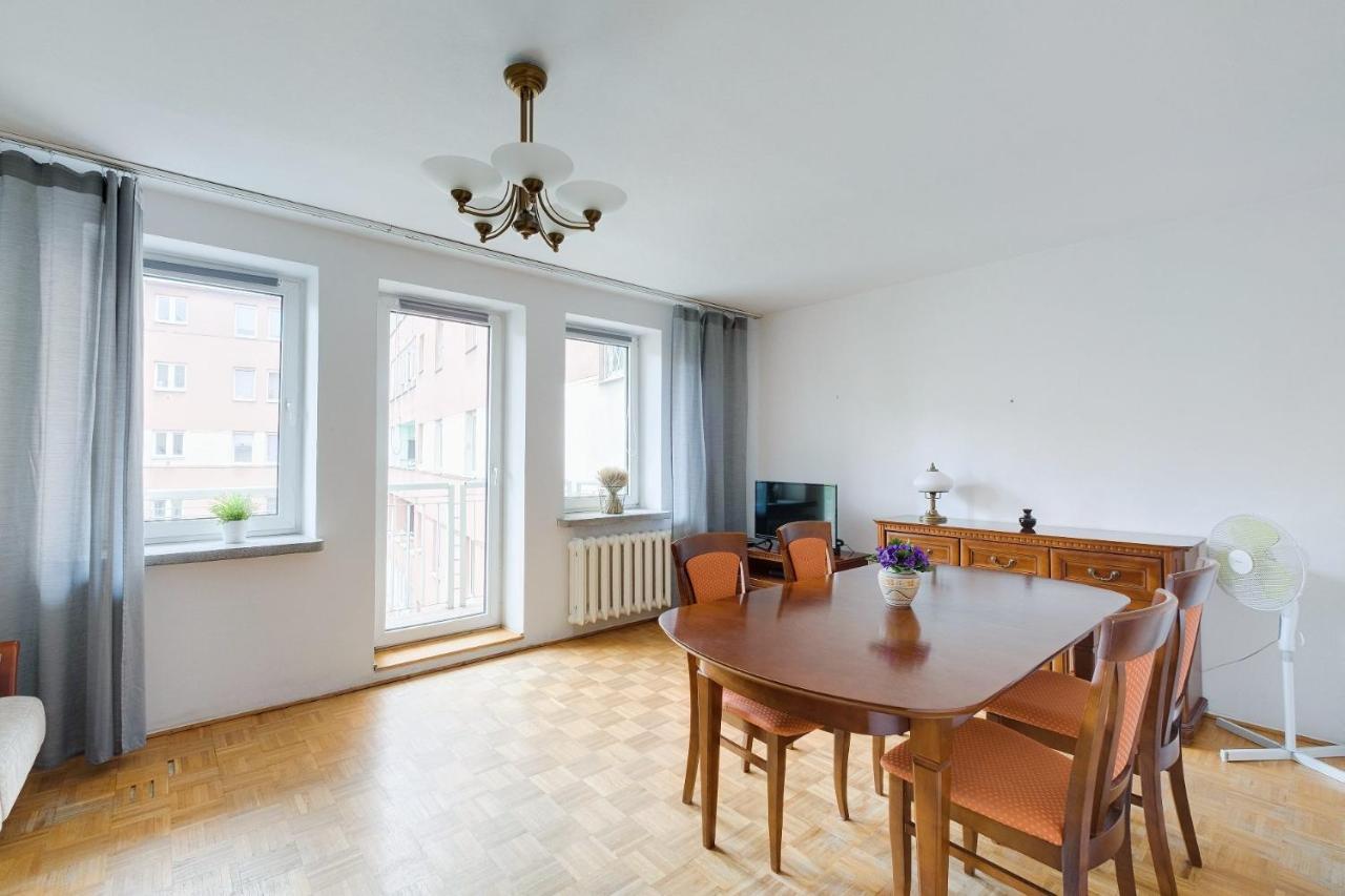 2 Bedroom Apartment In Green Location Varsavia Esterno foto